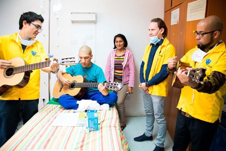 One day with the hospital program at the military hospital Dr Carlos Arvelo